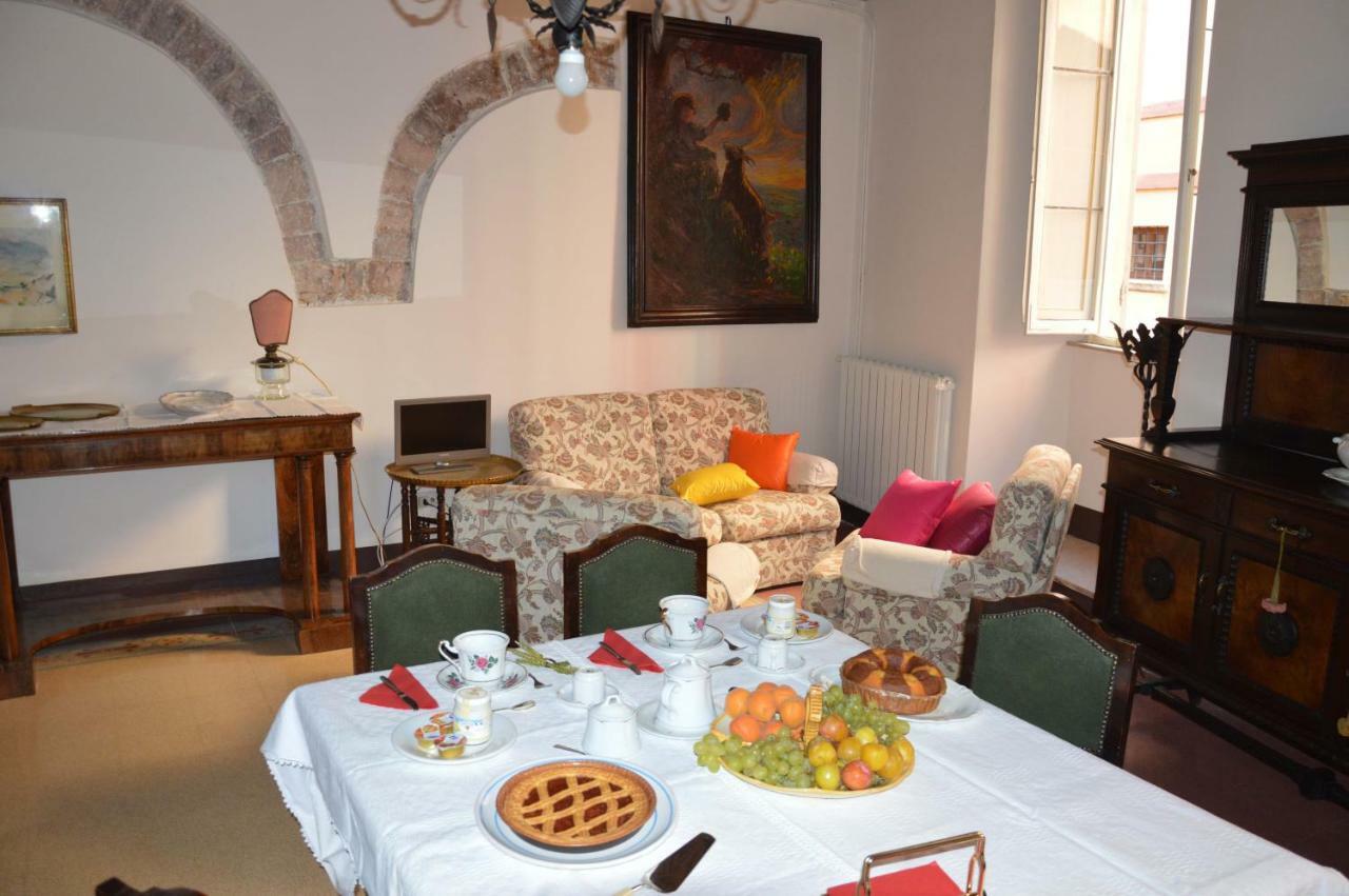 Casa Ciri Bed & Breakfast Foligno Luaran gambar